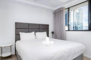 10Q Boutique Portside 1BR, Convenient in Hamilton